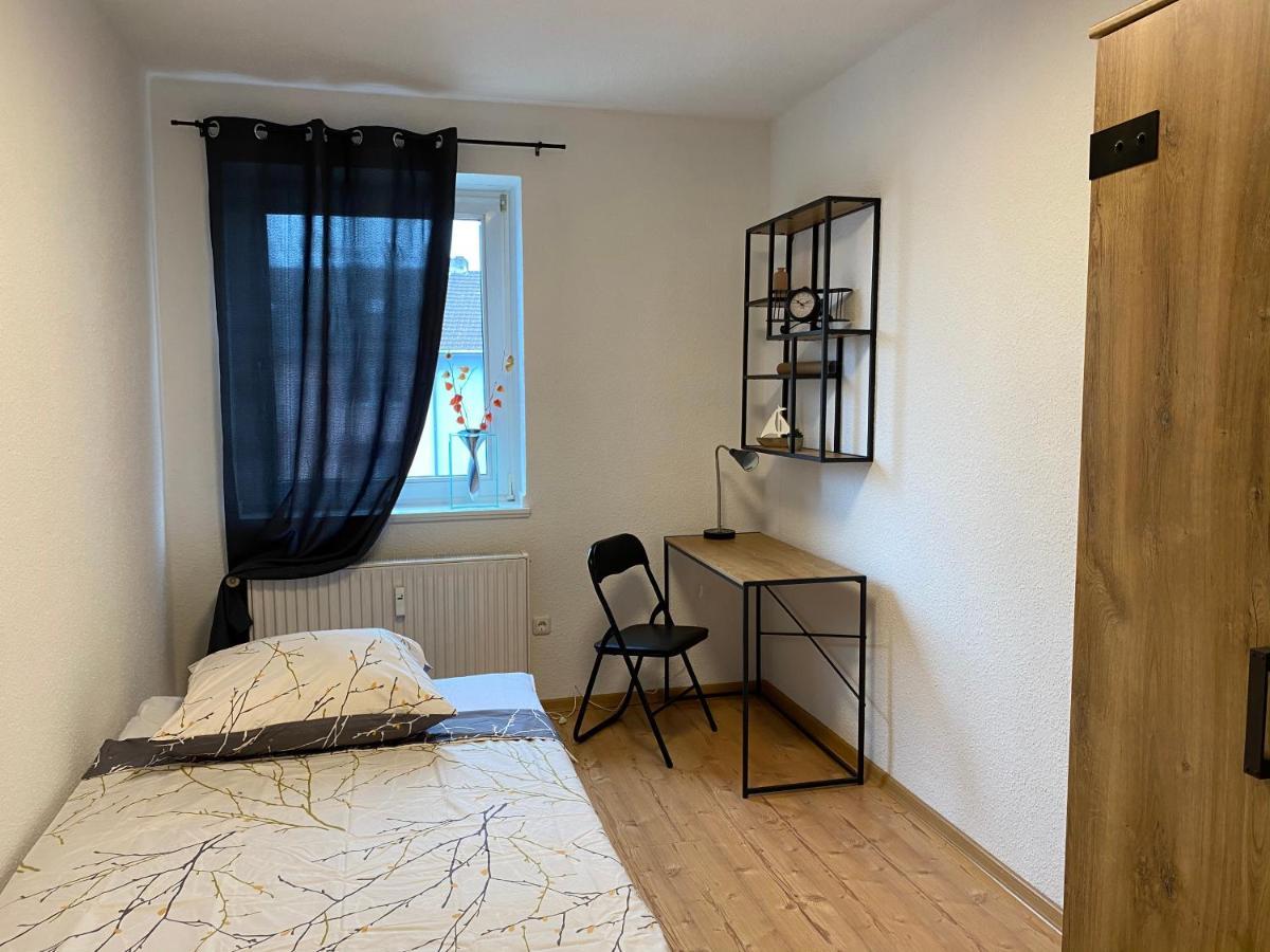 Moderne Wohnung Bei Duisburg Hbf. Luaran gambar